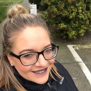 Meet your Posher, Kelsey